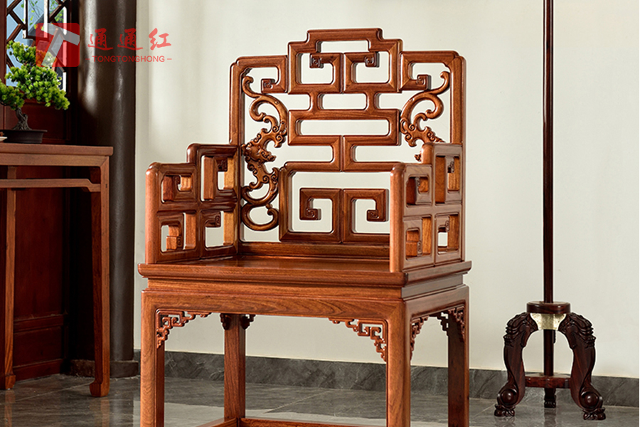 缅甸花梨故宫博物院同款福寿纹扶手椅